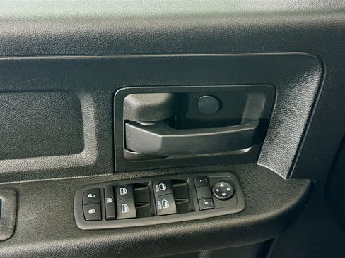 Used 2020 RAM 1500 Tradesman w/ Chrome Plus Package image 23