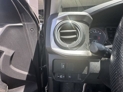 Used 2023 Toyota Tacoma SR5 w/ Technology Package AWD/4WD image 16