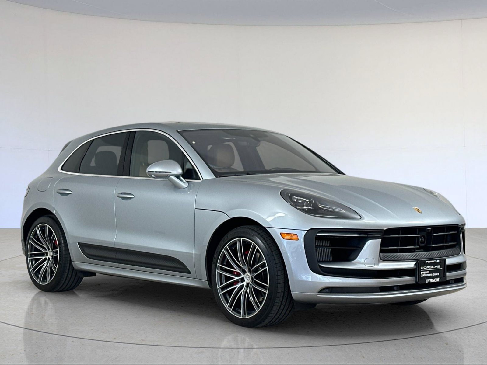 Certified 2026 Porsche Macan S AWD/4WD image 10