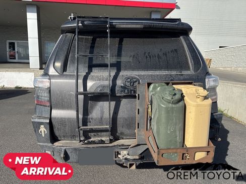 Used 2019 Toyota 4Runner TRD Off-Road image 5