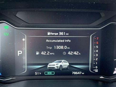 Used 2022 Kia Niro Touring Special Edition image 20