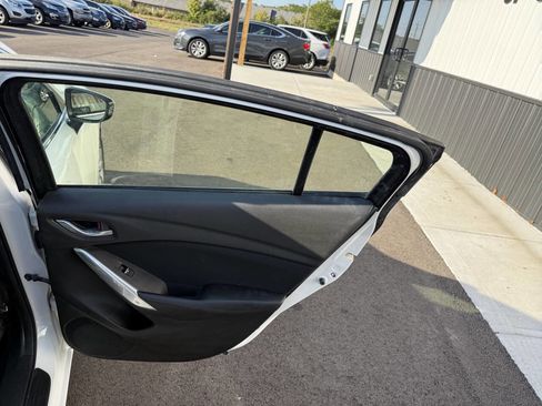 Used 2016 MAZDA MAZDA6 Sport image 17