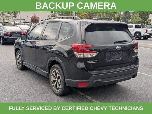 Used 2023 Subaru Forester Premium AWD/4WD image 7