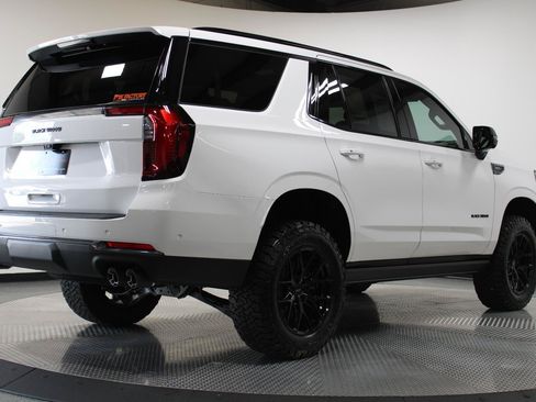 New 2026 GMC Yukon AT4 w/ AT4 Premium Package AWD/4WD image 8