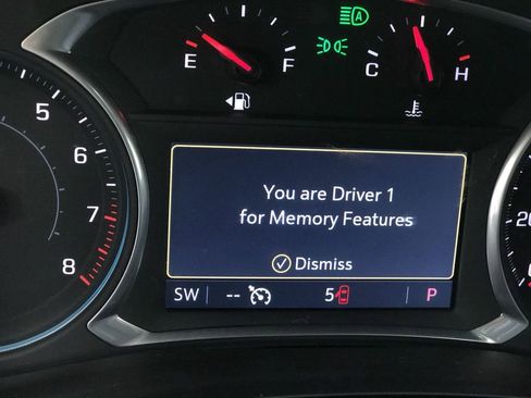 Used 2020 Chevrolet Traverse Premier image 15