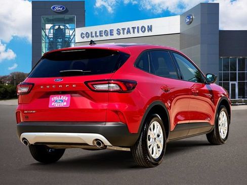 Used 2026 Ford Escape Active FWD image 5