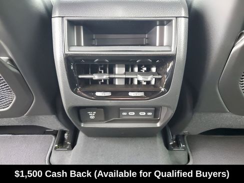 New 2026 Jeep Grand Cherokee Altitude RWD image 25