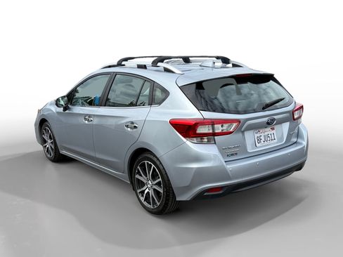 Used 2018 Subaru Impreza 2.0i Limited image 3