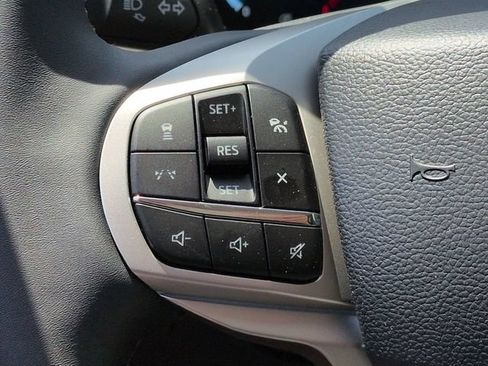 New 2026 Ford Explorer Active RWD image 27