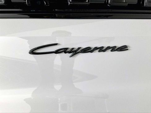 New 2026 Porsche Cayenne AWD/4WD image 33