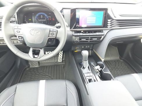New 2026 Toyota Camry SE FWD image 9