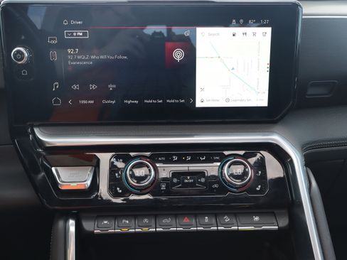 Used 2022 GMC Sierra 1500 Denali AWD/4WD image 17