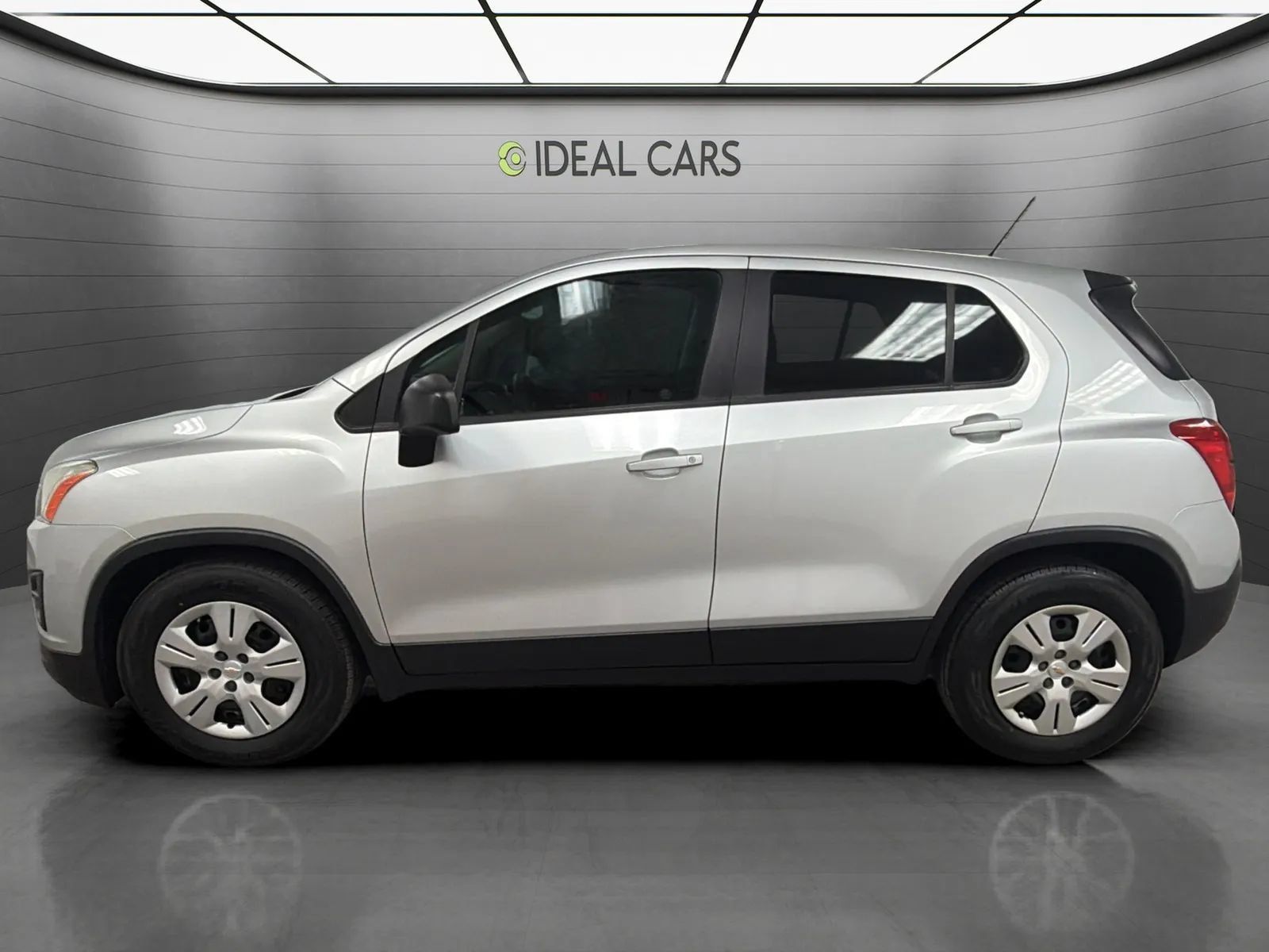 Used 2015 Chevrolet Trax LS FWD image 8
