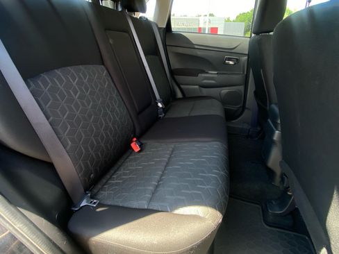 Used 2024 Mitsubishi Outlander Sport AWD image 12