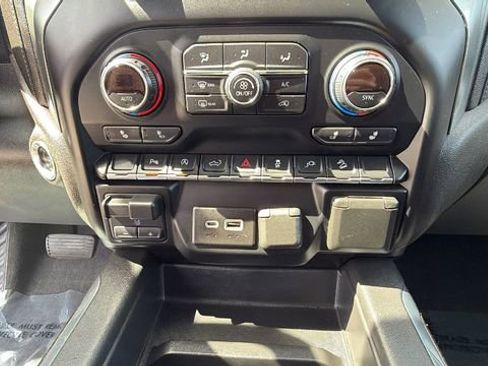 Certified 2019 Chevrolet Silverado 1500 LT Trail Boss AWD/4WD image 23