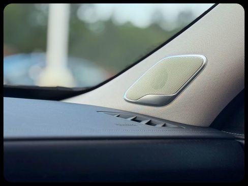 Used 2023 INFINITI QX60 Sensory w/ Vision Package FWD image 39