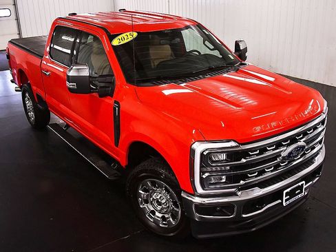 Used 2025 Ford F350 Lariat w/ Chrome Package AWD/4WD image 14