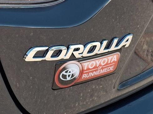 Certified 2025 Toyota Corolla LE w/ LE Premium Package FWD image 30