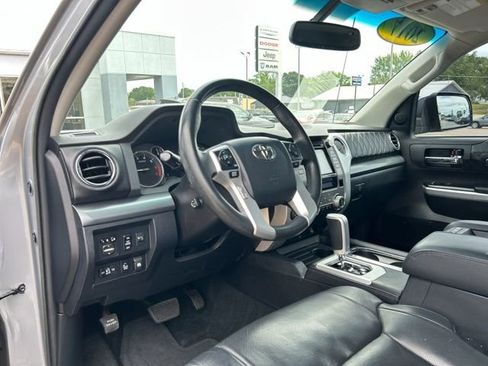 Used 2017 Toyota Tundra Platinum AWD/4WD image 28