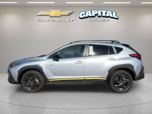 Used 2025 Subaru Crosstrek 2.5i Sport AWD/4WD image 2
