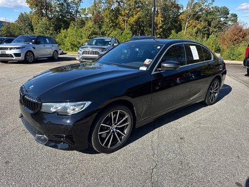 Used 2020 BMW 330i Sedan w/ Driving Assistance Package image 3