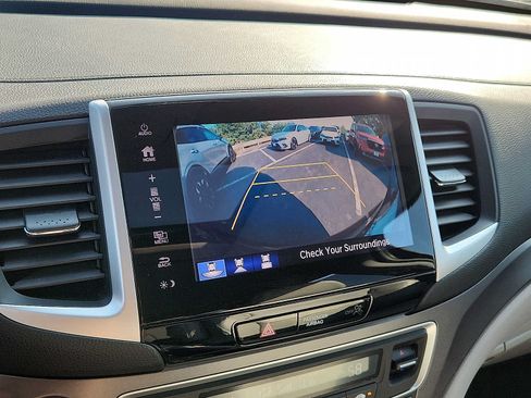 Used 2018 Honda Pilot EX-L image 17