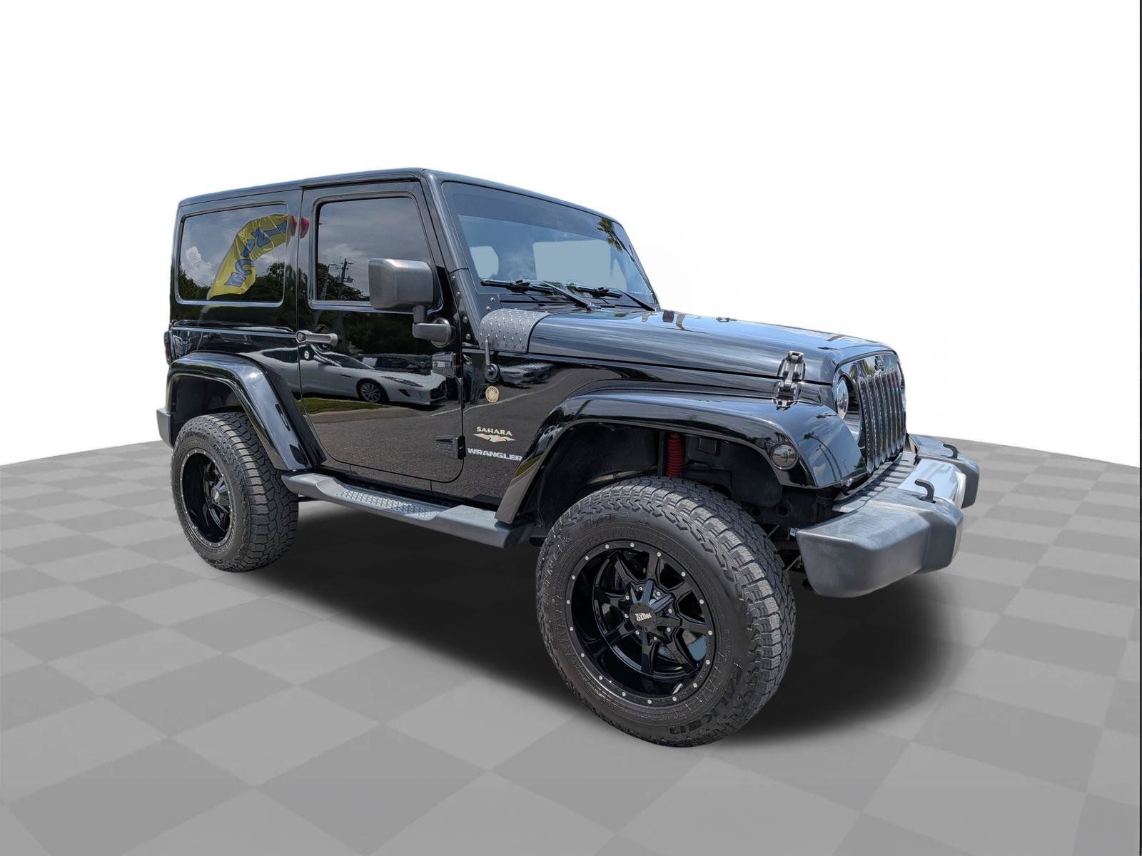 Used 2015 Jeep Wrangler Sahara w/ Connectivity Group AWD/4WD image 2