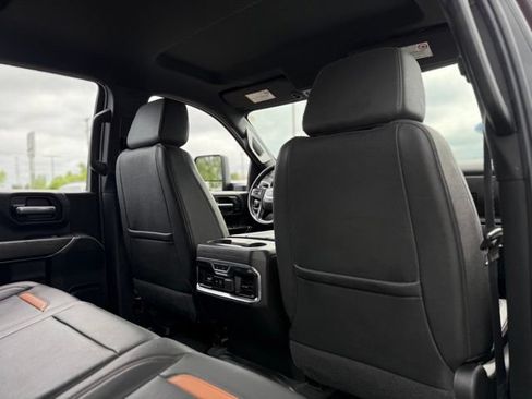 Used 2023 GMC Sierra 2500 AT4 w/ Gooseneck/5TH Wheel Package AWD/4WD image 19