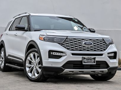 Used 2023 Ford Explorer Platinum w/ Technology Package
