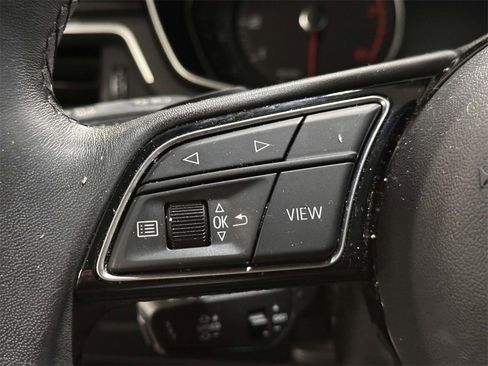 Used 2023 Audi A4 2.0T Premium w/ Convenience Package image 21