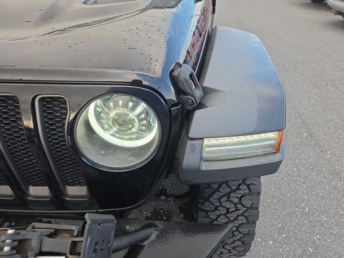 Used 2021 Jeep Wrangler Unlimited Rubicon w/ LED Lighting Group AWD/4WD image 18