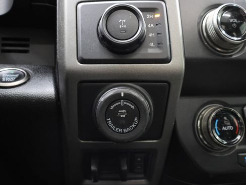 Used 2019 Ford F150 Raptor w/ Equipment Group 802A Luxury AWD/4WD image 54