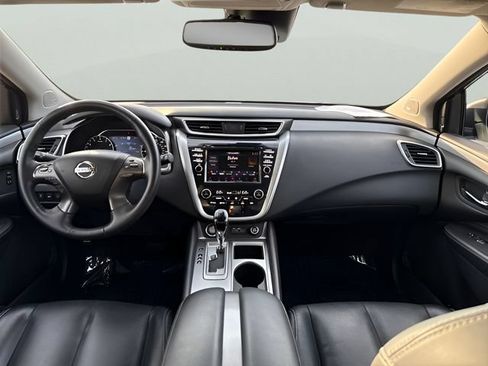 Used 2020 Nissan Murano SL w/ Moonroof Package AWD/4WD image 12