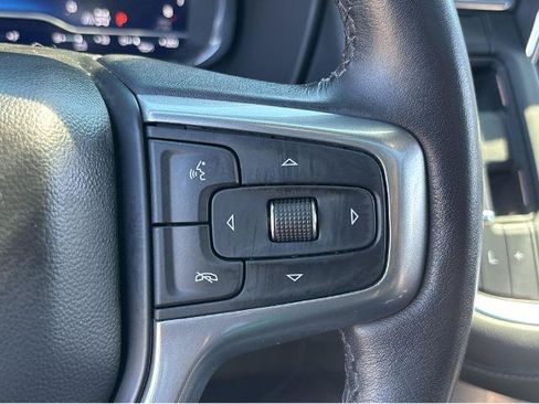 Used 2022 Chevrolet Tahoe LT w/ Luxury Package AWD/4WD image 21