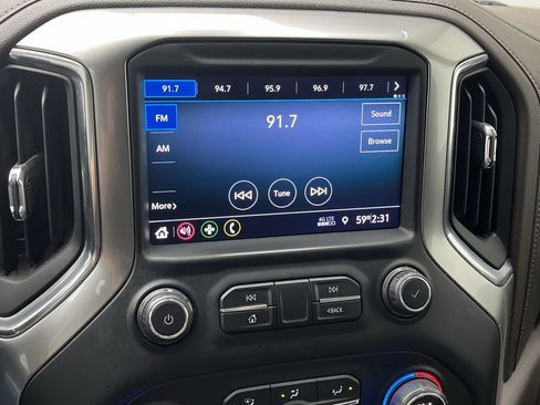 Used 2020 Chevrolet Silverado 1500 LT w/ Convenience Package image 17