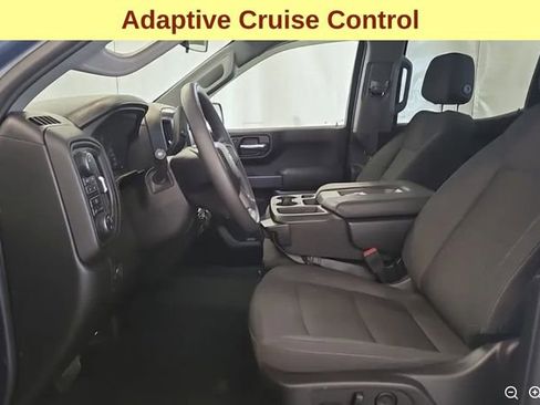 Used 2024 Chevrolet Silverado 1500 Custom image 5