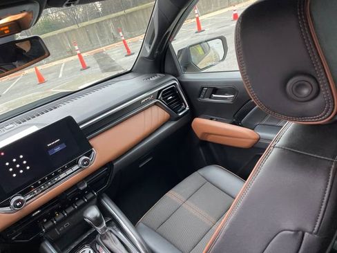 Used 2024 GMC Canyon AT4 w/ Canyon Safety Plus Package image 22