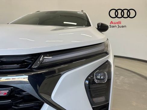 Used 2025 Chevrolet Trax RS w/ Sunroof Package image 5