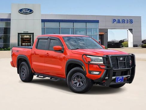 Used 2025 Nissan Frontier PRO-4X AWD/4WD image 1