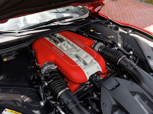 Used 2023 Ferrari 812 GTS RWD image 12