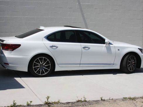 Used 2014 Lexus LS 460 AWD w/ F Sport Package image 10