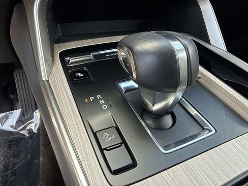 Certified 2024 MAZDA CX-90 Plug-In Hybrid w/ Preferred AWD/4WD image 39