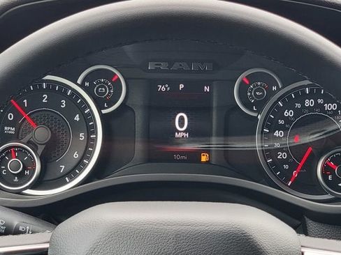 New 2026 RAM 1500 Big Horn AWD/4WD image 34