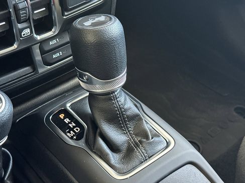 New 2024 Jeep Wrangler Sahara image 22