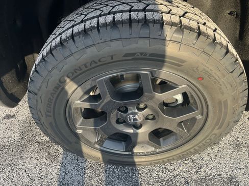 New 2025 Honda Pilot TrailSport image 15