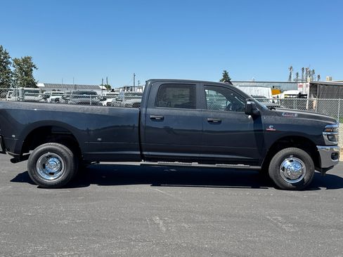 New 2026 RAM 3500 Tradesman AWD/4WD image 2