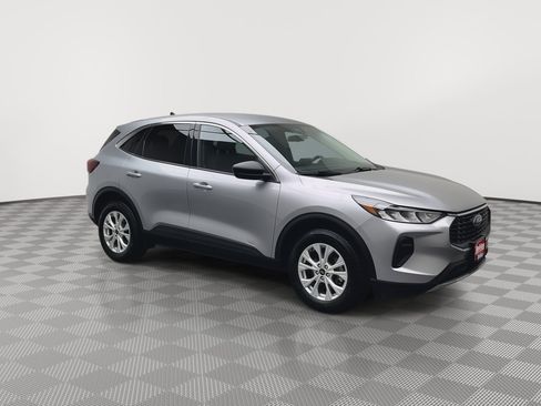 Used 2023 Ford Escape Active AWD/4WD image 37