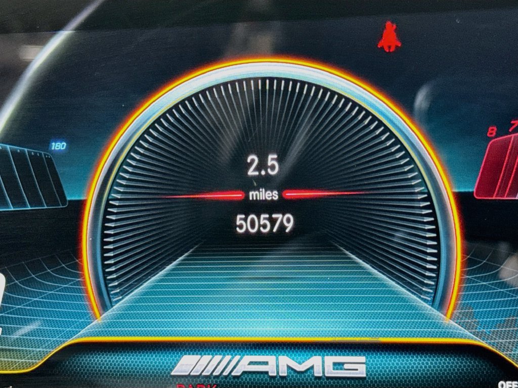 Used 2021 Mercedes-Benz CLA 35 AMG 4MATIC image 28
