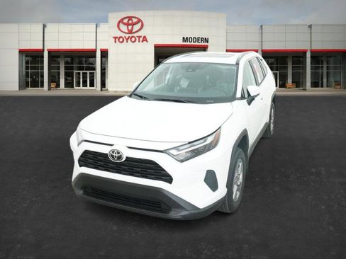 New 2025 Toyota RAV4 XLE image 5