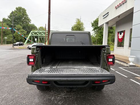 Used 2021 Jeep Gladiator Rubicon AWD/4WD image 10